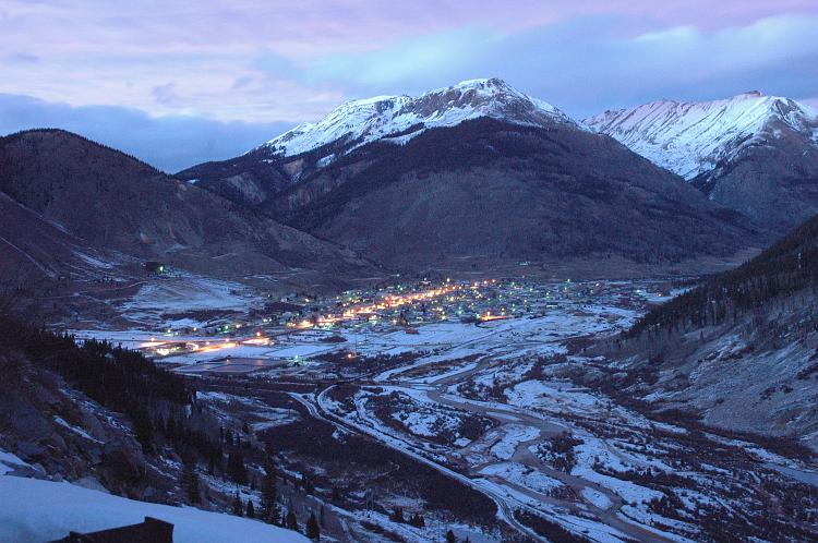 ouray0007.jpg - Silverton after sundown