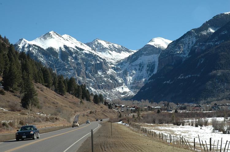ouray0222.jpg - Entering Telluride