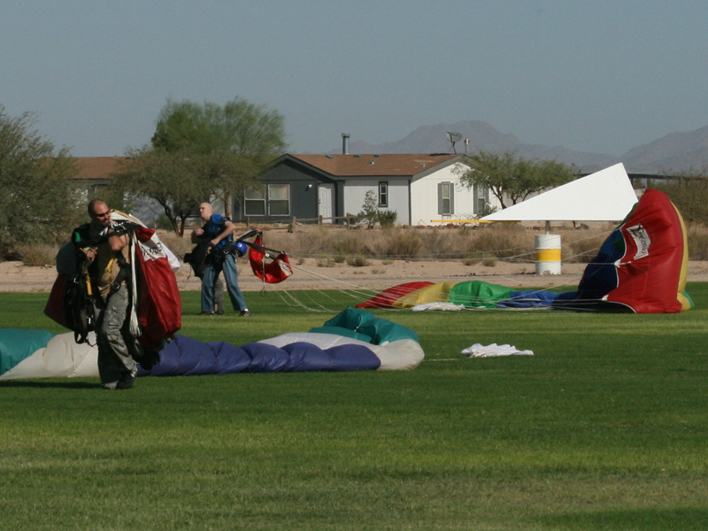 SkyDive_1696-c.jpg